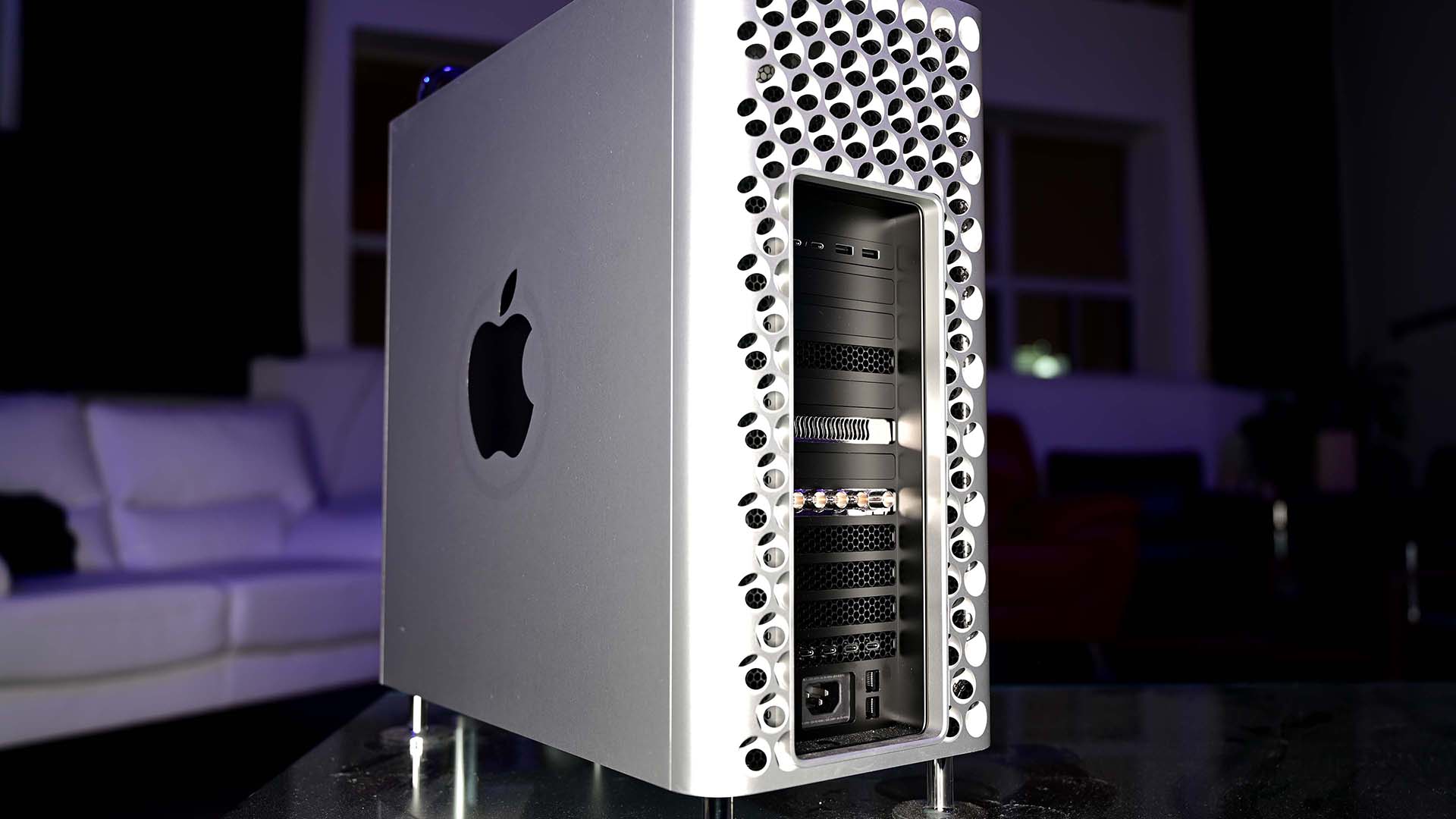 Pure Mac Pro Computer With Afterburner And 4 SDI 12G Video Card Toronto