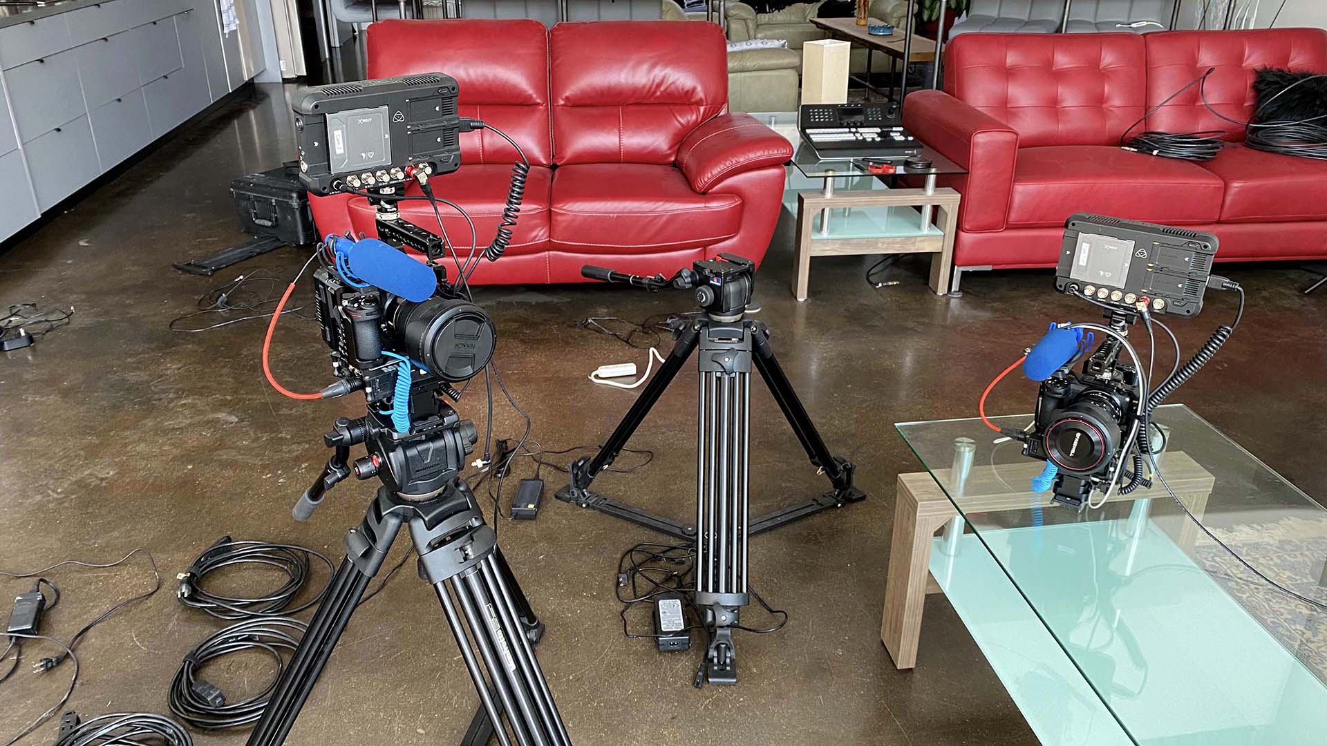 Pure 4k DSLR Mirrorless Camera Rigs On Tripods